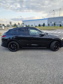 Alfa Romeo Stelvio - 5