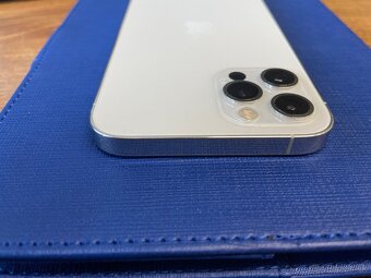 Predám iPhone 12 PRO 512GB biely + AirPods PRO - 5