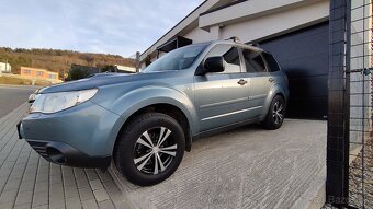 predám Subaru Forester 2L diesel - 5