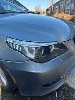 Predné xenon svetlá BMW E60 E61 predfacelift - 5