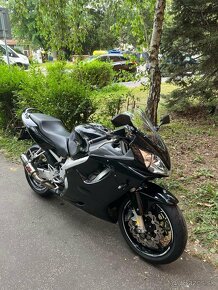 Honda CBR600 F4i - 5