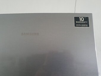 Predám rok používanú chladničku Samsung - 5