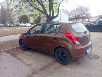 HYUNDAI i20 - 5