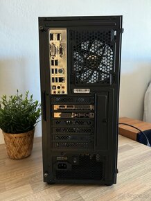 Herné pc, rx 580 8GB, 16GB Ram, ssd, win 10, RGB - 5