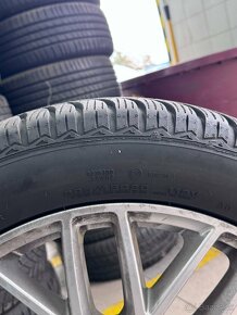 Goodyear Ultragrip Performance 8 - 5