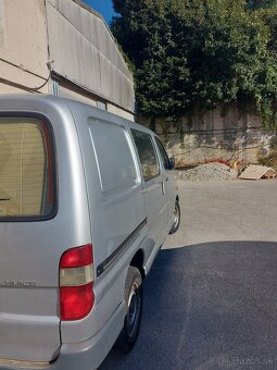 Toyotu Hiace - 5