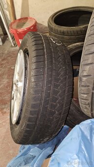 Predám 235/60 R18 - 5