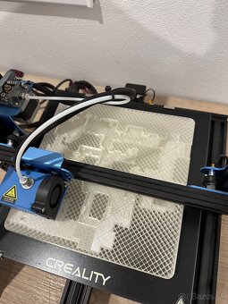 Predám 3D tlačiareň Creality CR-10 V2 - 5