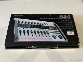 Zoom R24 Multi-Track Recorder - 5