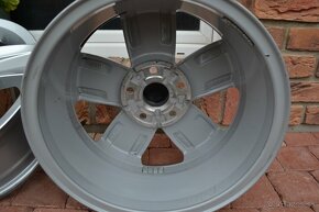 5x112 R16 Hlinikove disky Original VW Caddy - 5