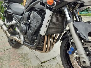 Yamaha FZS 1000 Fazer S - 5