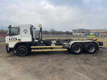 VOLVO  FM 12 hakový nosič - 5