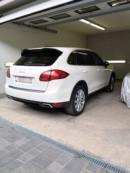 PORSCHE CAYENNE FULL VÝBAVA - 5