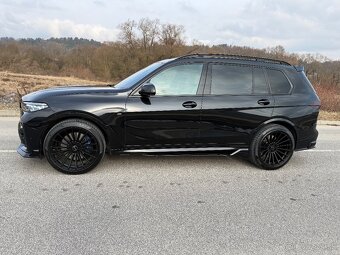 BMW X7 M50i BLACK INDIVIDUAL Plná výbava - 5