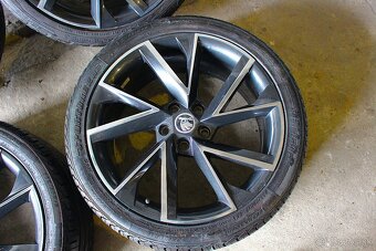 19"--ORIGINAL----ŠKODA--SUPER---VEGA---5x112 R19--LETNA SAD - 5