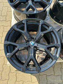 ✅ BMW originálna sada diskov r21 X5 G05 X6 G06 741M Black ✅ - 5