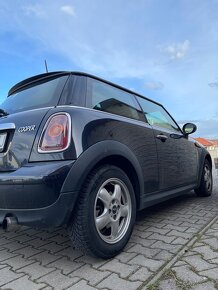 Mini Cooper 1.6 - 5