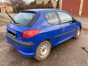 Predám Peugeot 206 3dv. havarovaný - 5