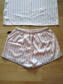 Ružové letné pyžamo Shein - 5