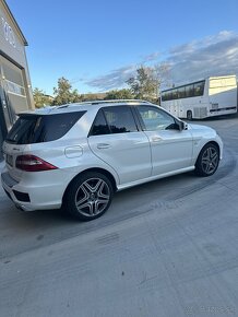 Mercedes benz Ml63 AMG - 5