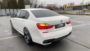 BMW Rad 7 750Li A/T - 5