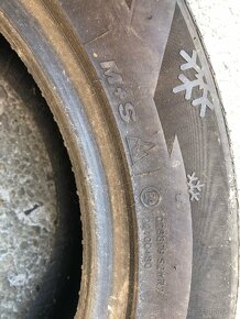 Pneumatiky zimne  225/55 R17 - 5