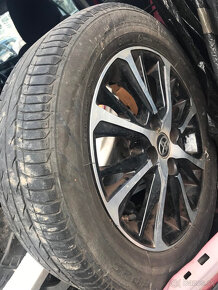 Toyota yaris alu disky s pneu 175/65 R15 5Jx15 - 5