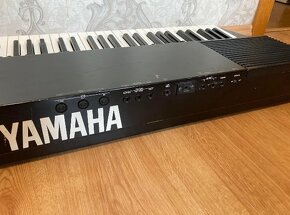 YAMAHA pf70 - 5