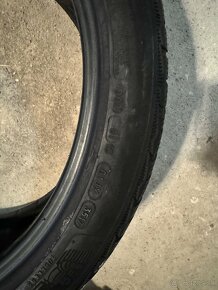 245/40 r19 zimne michelin - 5