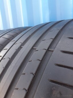 255/40R21 Pirelli Pzero - 5