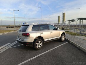 Volkswagen Touareg (facelift) 2.5 TDI R5 - 5