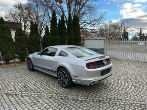 Ford Mustang 2014 3.7 v6 - 5