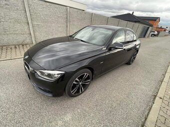 BMW 320xd - 5