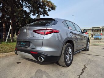 Predám  Alfa Romeo Stelvio 2.2 JTDM 190k Btech AWD A/T - 5