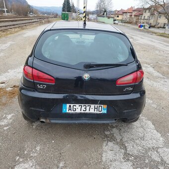 Alfa Romeo 147 1.9 Jtd - 5