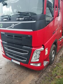 Predám ťahač Volvo fh500 - 5