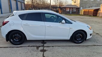 Opel Astra J 1.6 CDTI 100kW Cosmo, Bixenón, Navi, Kamera - 5