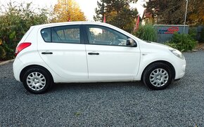 HYUNDAI i20 1.2 16V BENZIN 2011 - 4 valec - VYHREV SEDADIEL - 5