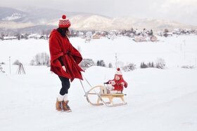 Červené pončo od návrhárky DORFSHEEP - 5