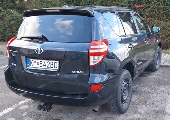 Toyota RAV4... 9/2011... 2.2 l ...2AD FTV - 5