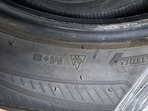 Goodyear 215/60/R17 celoročne - 5