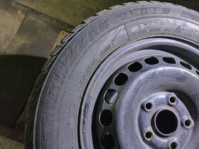 Predám zimné gumové 195/65 R15 z disky 5x112. - 5