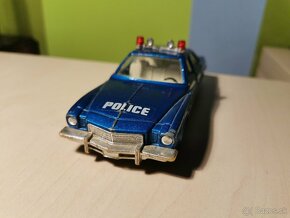 Corgi toys Buick Police - 5