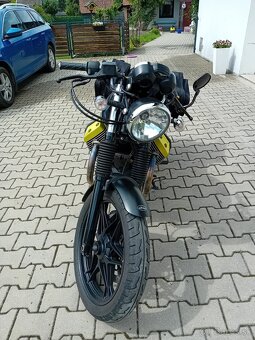 Moto Guzzi V7 ll cafe racer r.v 2015 - 5