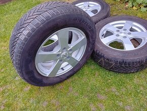 16" ALU 5x114,3 Dezent plus zimné 215/65 r16 Michelin 7,5mm - 5