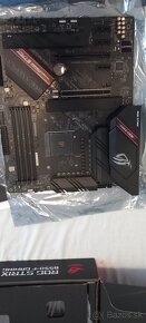 Asus rog strix b550-f gaming - 5