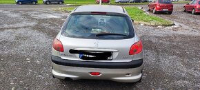 Peugeot 206 1.1 benzin 2005 - 5