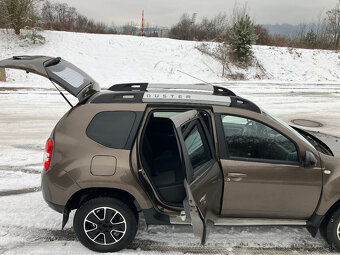 Dacia Duster 4x4 1,6 benzín 2017 Blackshadow - 5