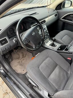 Volvo S80 2.4 D5 manuál - 5