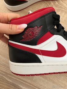 Nike Air jordan 1 Mid - 5